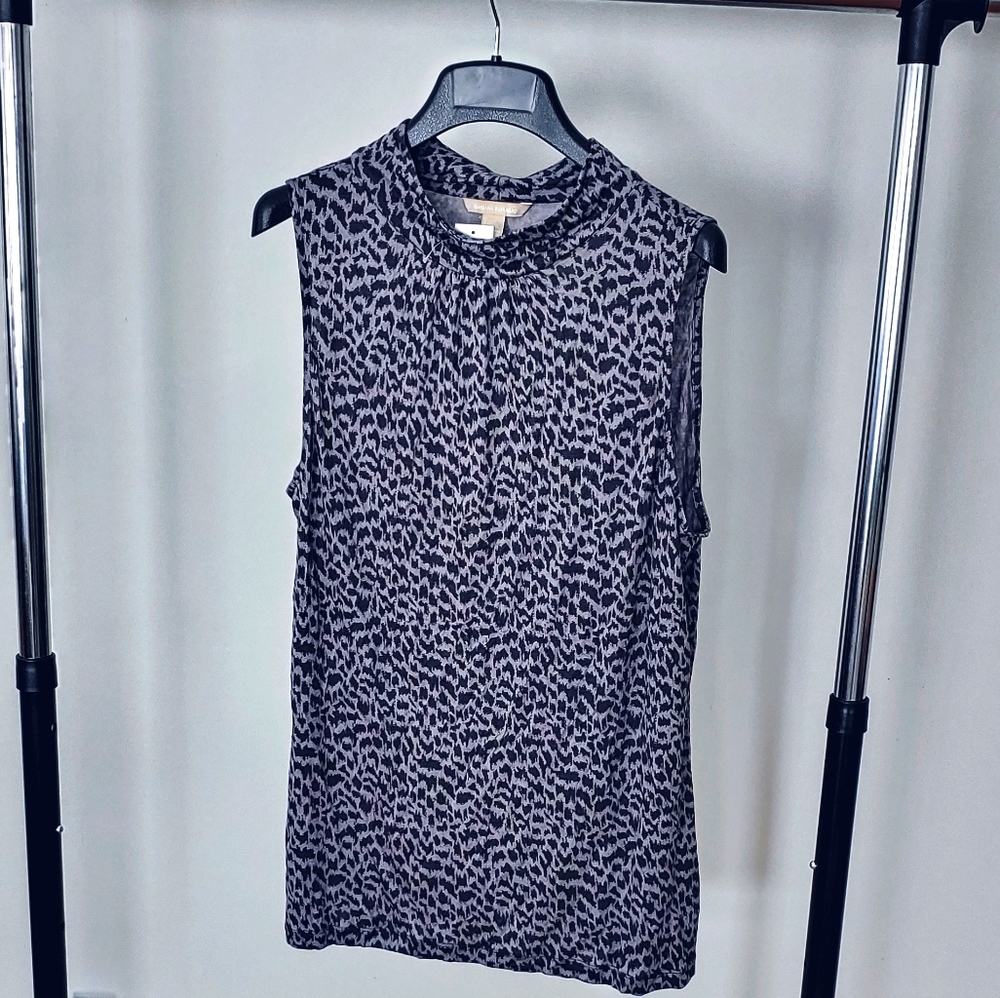 Banana Republic Gray Leopard Print Mock Neck Top